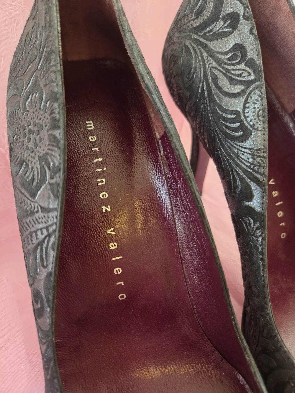 Martinez Valero Black & Grey Velvet Paisley Embossed Pumps Heels Made In Spain 9 - Picture 3 of 16